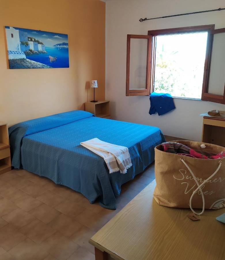Testa Di Monaco - Basic Beach Accommodations Capo dʼOrlando Exterior foto